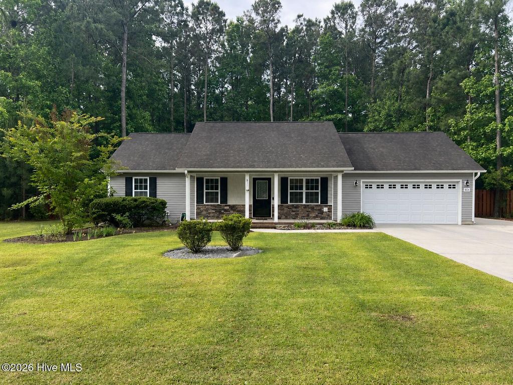 Photo of 864 Old Folkstone Road, Sneads Ferry, NC 28460 (MLS # 100573442)