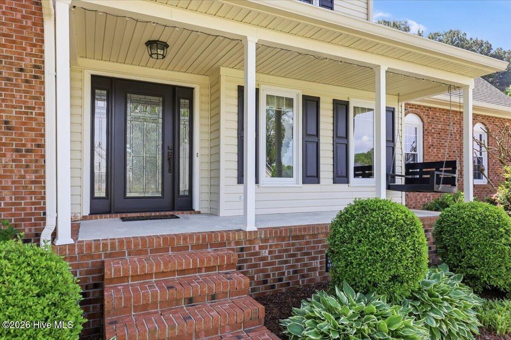 Photo of 611 E Raintree Lane, Goldsboro, NC 27534 (MLS # 100567075)