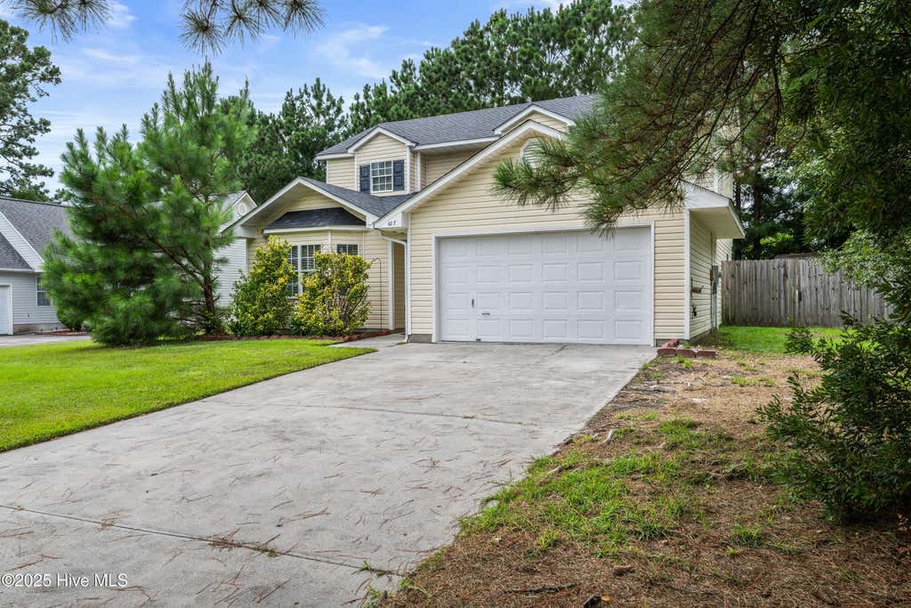 Photo of 107 Chestnut Court, Jacksonville, NC 28546 (MLS # 100599245)