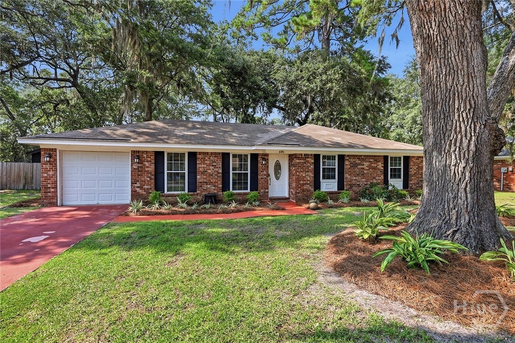 Photo of 605 Leaning Oaks Drive, Savannah, GA 31410 (MLS # SA364984)