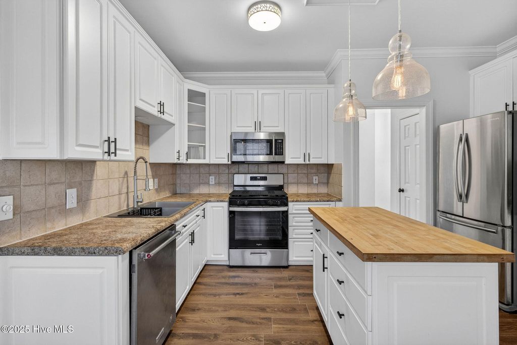 Photo of 5235 Crosswinds Drive, Wilmington, NC 28409 (MLS # 100544909)