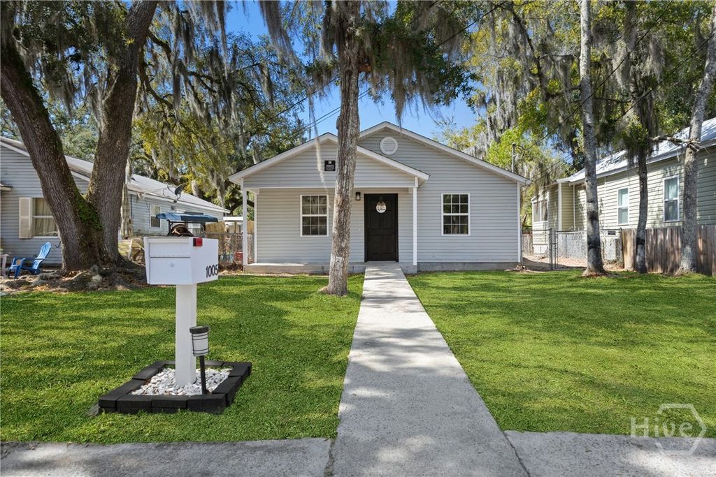 Photo of 1005 Johnston Street, Brunswick, GA 31520 (MLS # SA349875)