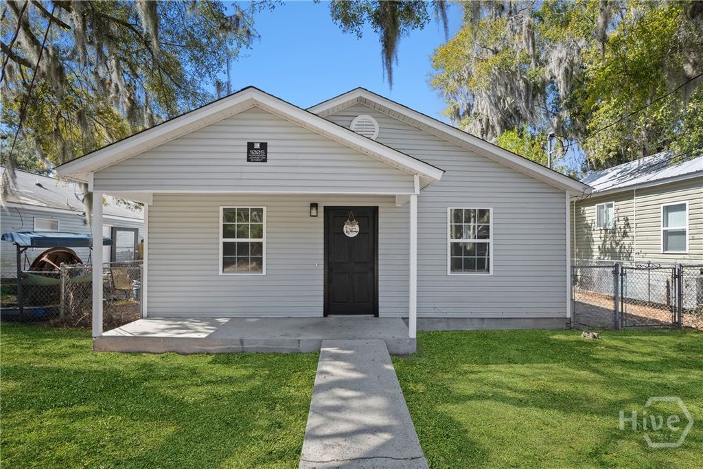 Photo of 1005 Johnston Street, Brunswick, GA 31520 (MLS # SA349875)