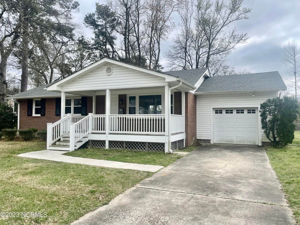 Photo of 703 Kathryn Avenue, Jacksonville, NC 28540 (MLS # 100606275)