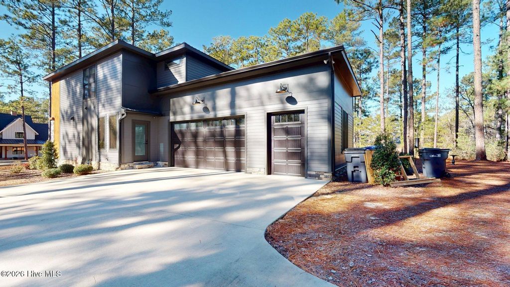 Photo of 4 Woodward Place, Pinehurst, NC 28374 (MLS # 100547399)