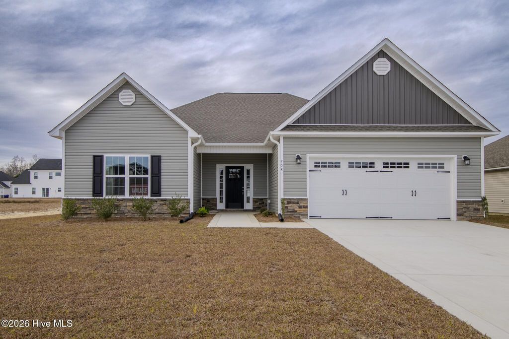 Photo of 708 Regiment Road, Jacksonville, NC 28546 (MLS # 100497435)
