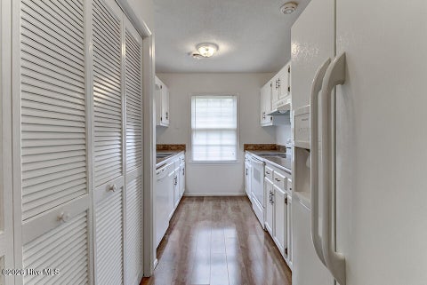 Tiny photo for 4908 Marlin Court, Wilmington, NC 28403 (MLS # 100599528)