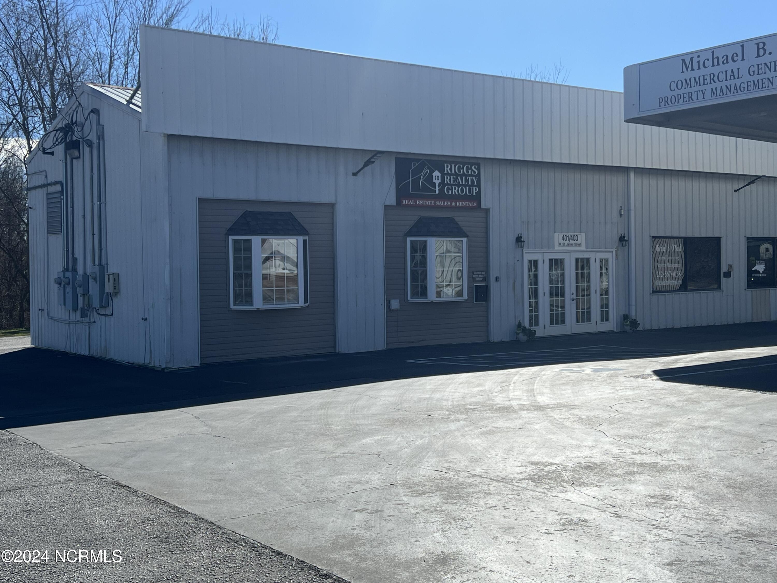 401 W Saint James Street