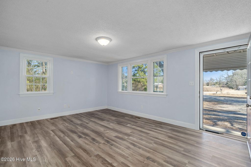 Photo of 993 Old Mill Road, Wallace, NC 28466 (MLS # 100556065)