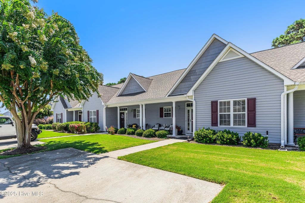 Photo of 5065 Wyncie Wynd, Southport, NC 28461 (MLS # 100525236)