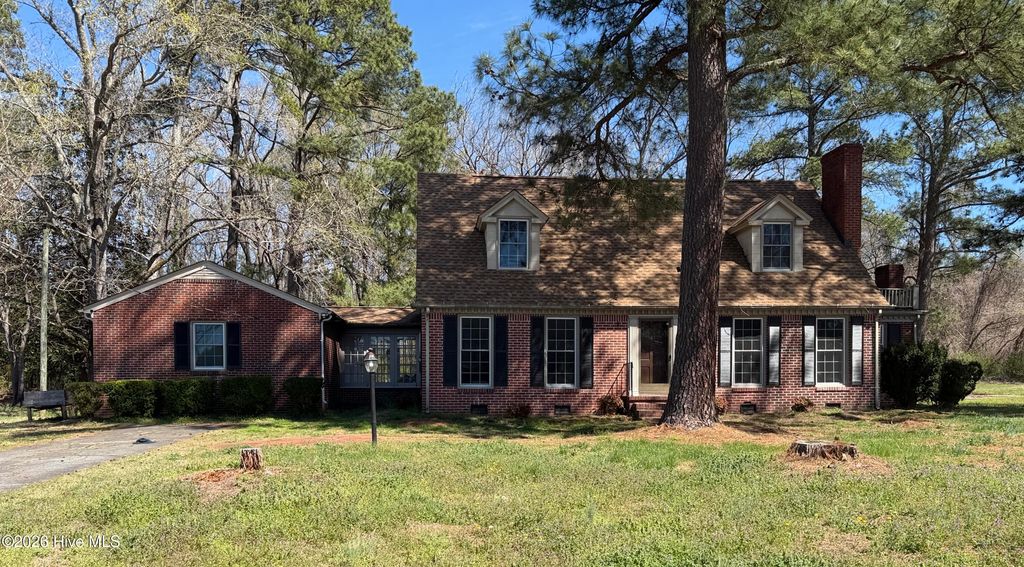 Photo of 201 N Linden Street, Woodland, NC 27897 (MLS # 100561145)