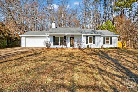 Homes For Sale - 1530 Willow Gate Way Way<br/> Auburn, GA 30011