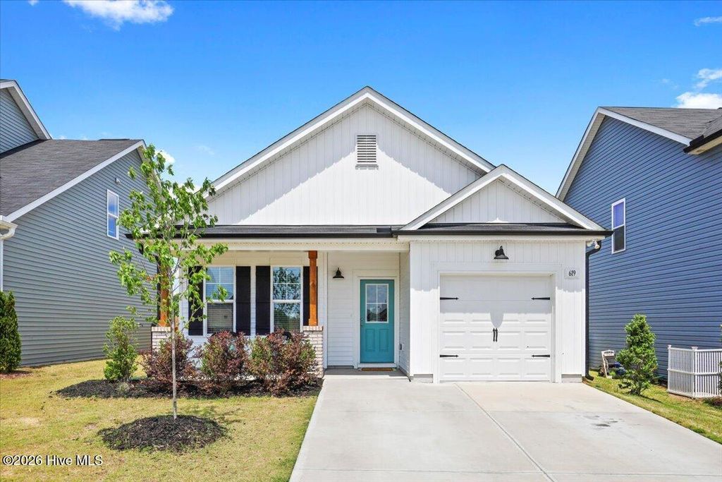 Photo of 619 Sturgeon Street, Smithfield, NC 27577 (MLS # 100572381)