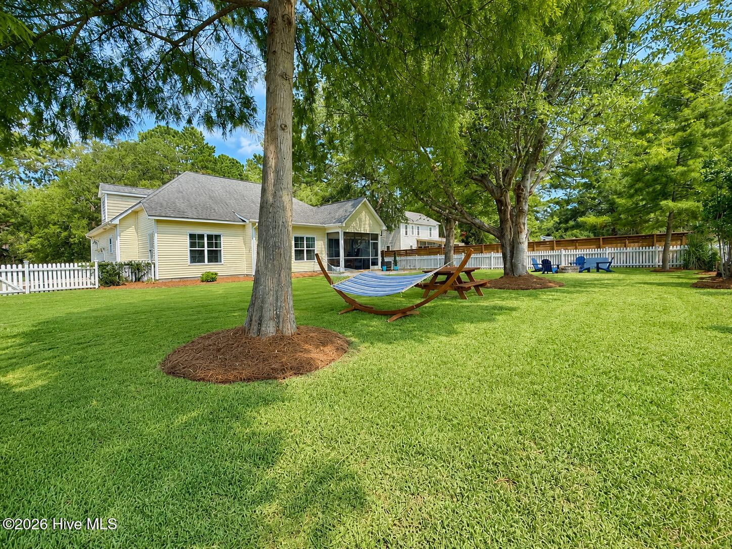 3943 Appleton Way