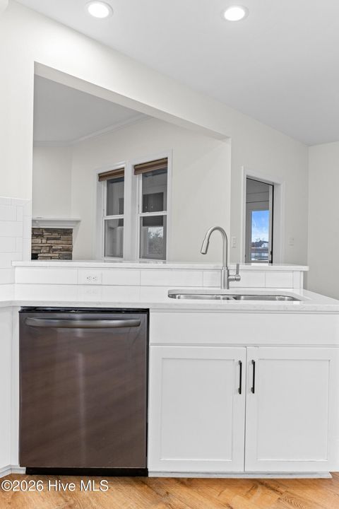 Tiny photo for 400 S Kingfisher Lane S, Hampstead, NC 28443 (MLS # 100550718)