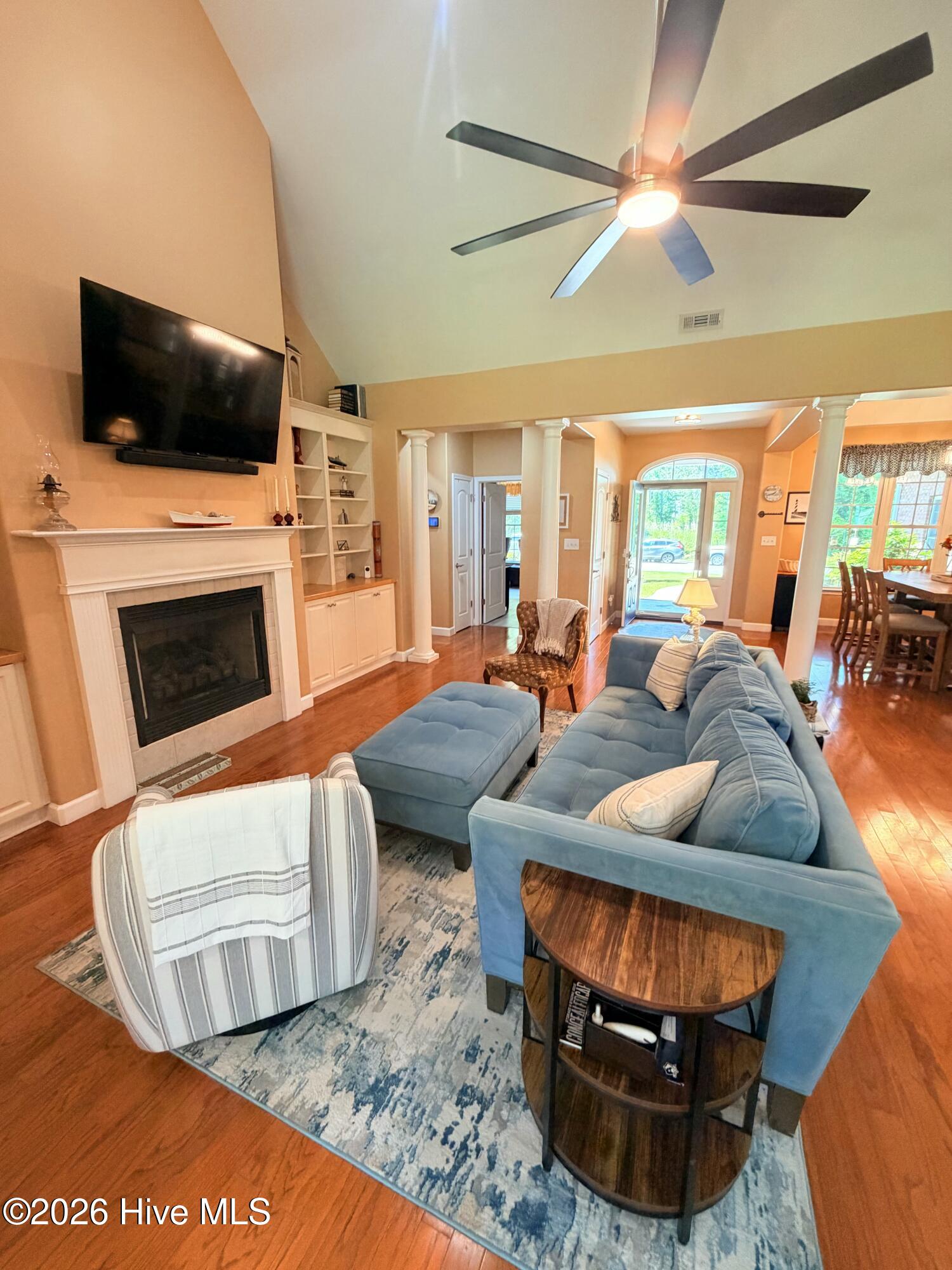 1926 Snowy Egret Drive