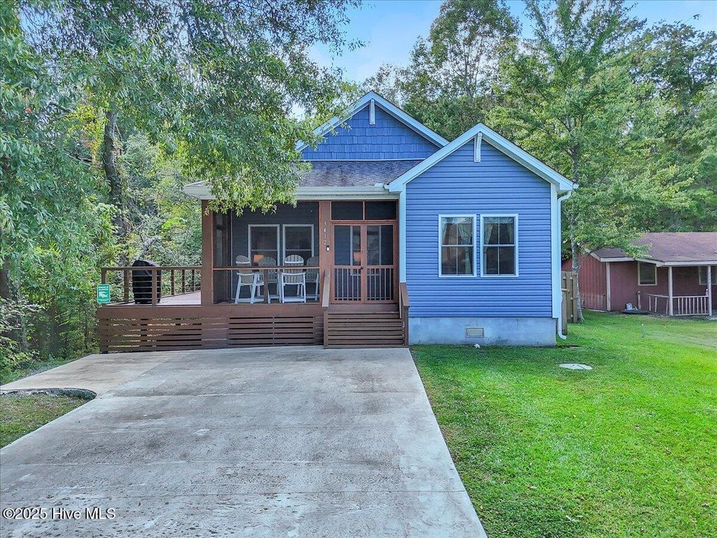 Photo of 3412 Waccamaw Shores Road, Lake Waccamaw, NC 28450 (MLS # 100532414)