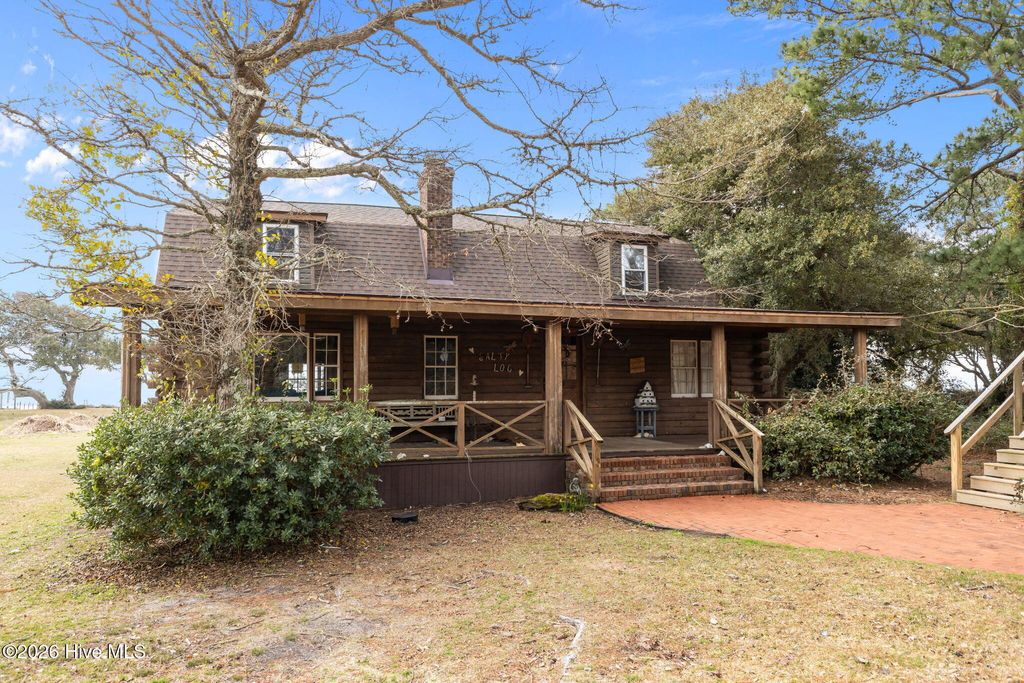 Photo of 568 Seashore Drive, Atlantic, NC 28511 (MLS # 100560773)