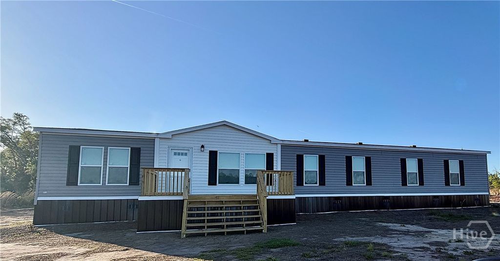 Photo of 127 County Line Road Rd, Hinesville, GA 31313 (MLS # SA352891)