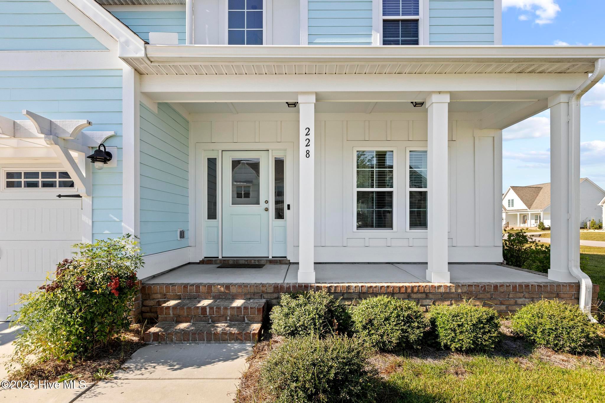 228 Coastline Circle