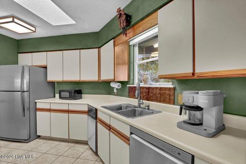 Tiny photo for 108 Bay Tree Circle, Hampstead, NC 28443 (MLS # 100556294)