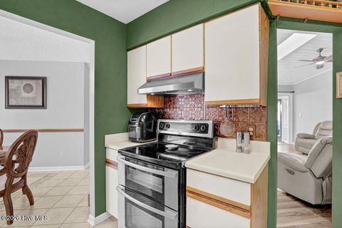 Tiny photo for 108 Bay Tree Circle, Hampstead, NC 28443 (MLS # 100556294)