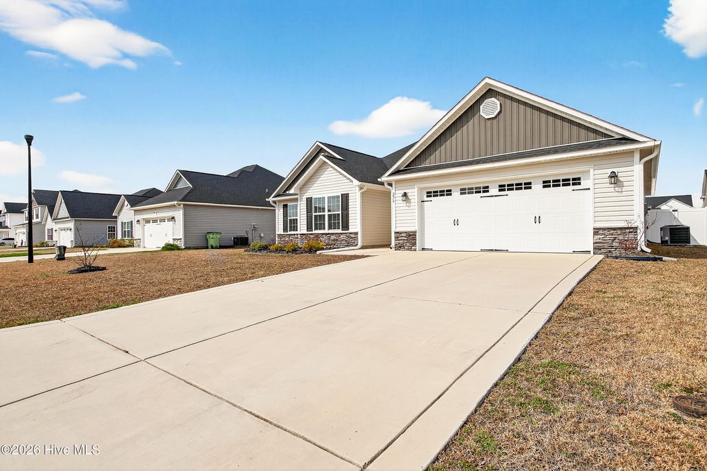 Photo of 276 Crossroads Store Drive, Jacksonville, NC 28546 (MLS # 100556986)