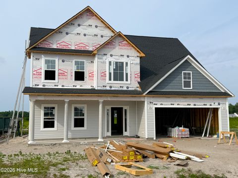 Homes For Sale - 510 E Black Water Lane<br/> Onslow County, Maysville, NC 28555