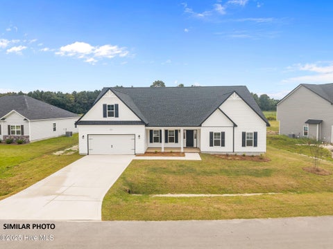 Homes For Sale - 1104 Lunenburg Place<br/> Onslow County, Jacksonville, NC 28540