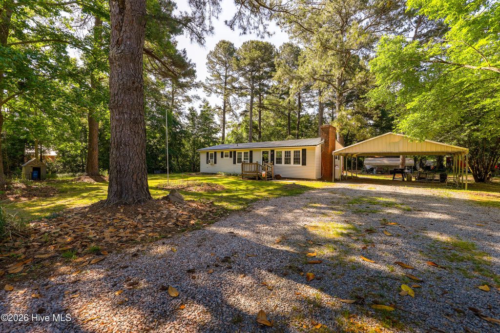 Photo of 211 E Beulah Road, Nashville, NC 27856 (MLS # 100575607)