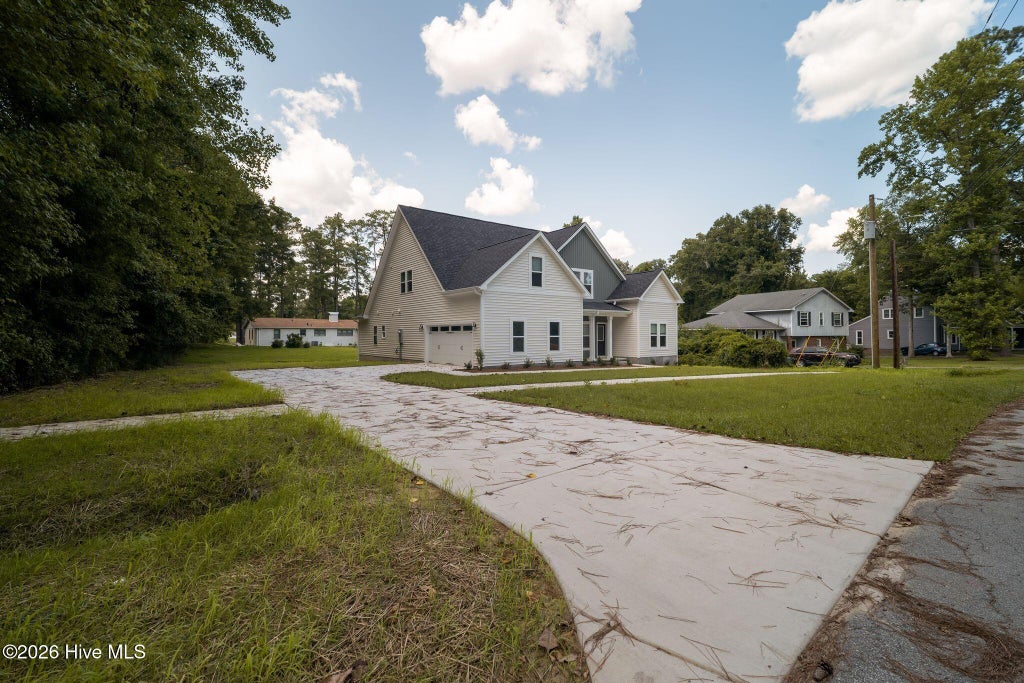 Photo of 2223 Greenwood Court, Jacksonville, NC 28546 (MLS # 100574648)