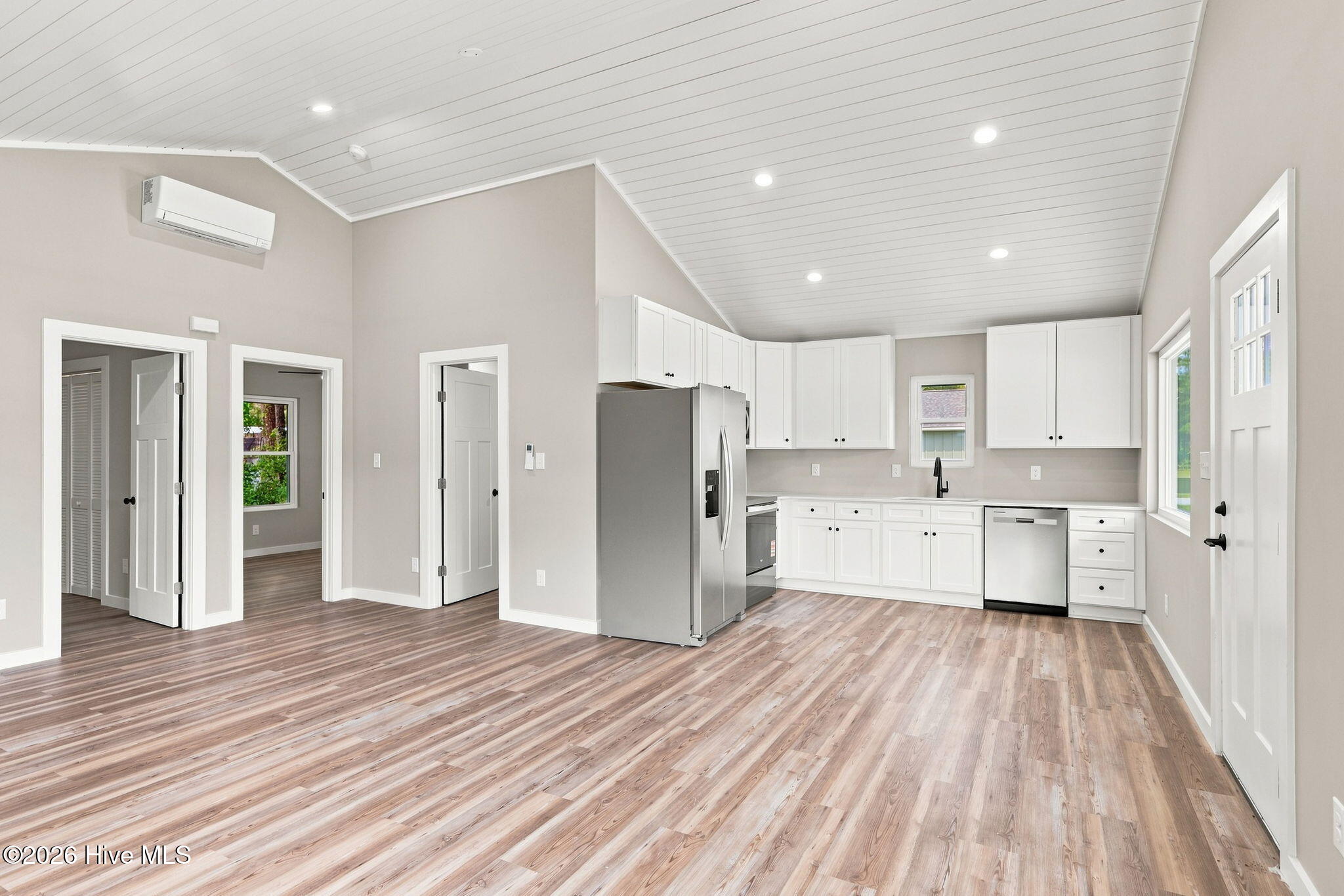 171 Long Pond Loop