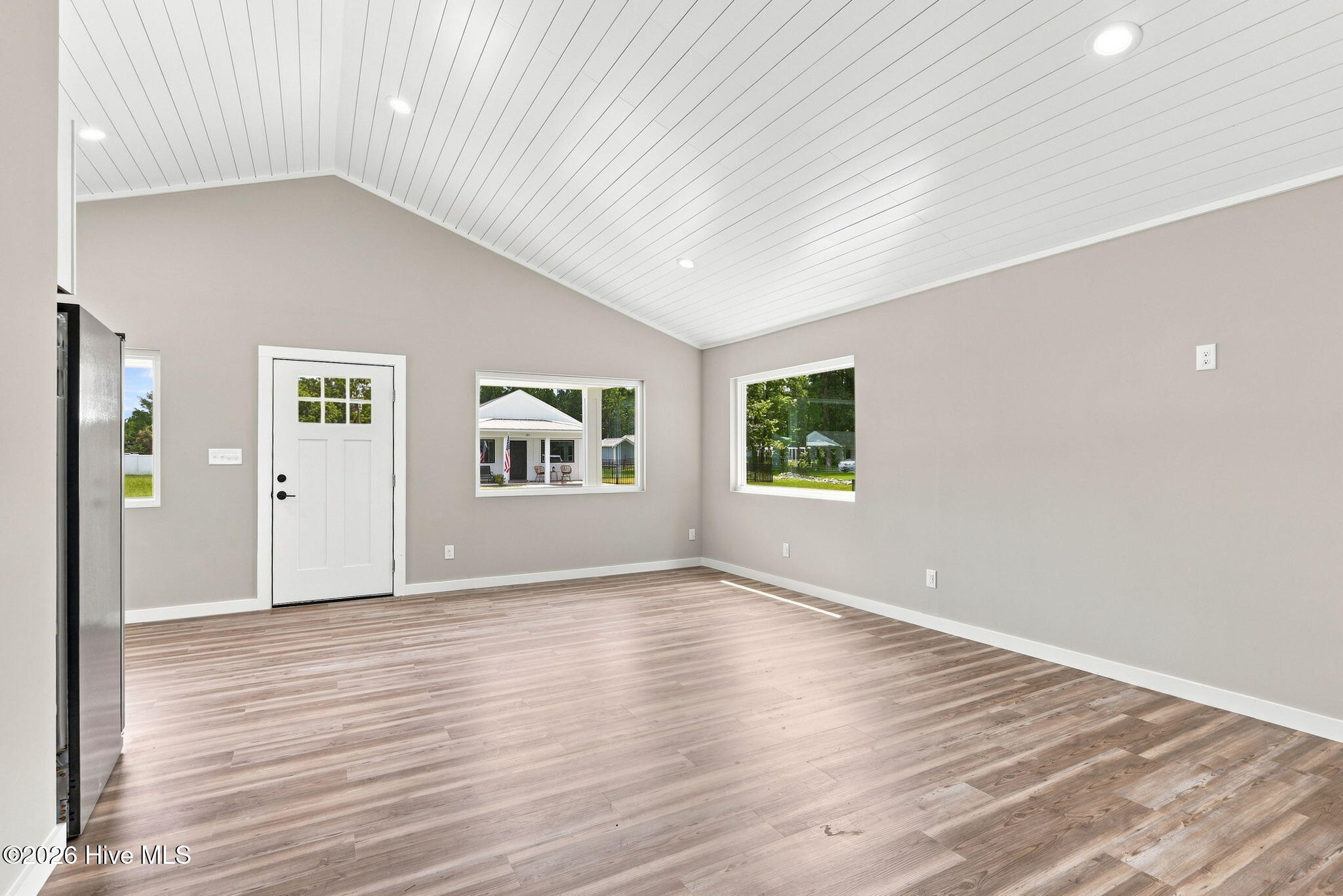 171 Long Pond Loop
