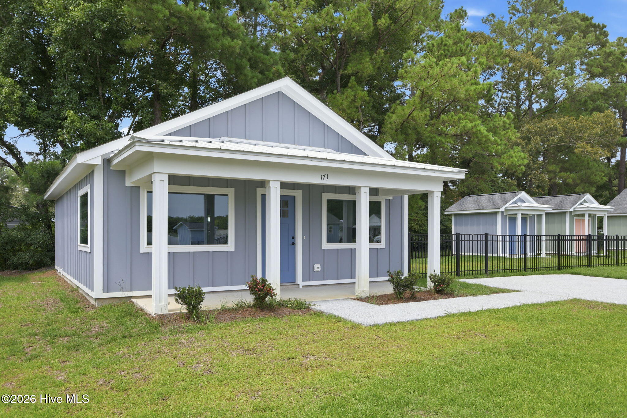 171 Long Pond Loop