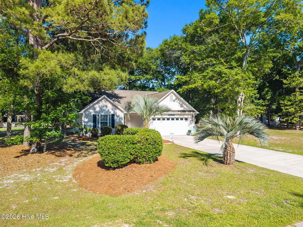 Photo of 1607 Eyota Drive SW, Ocean Isle Beach, NC 28469 (MLS # 100575900)