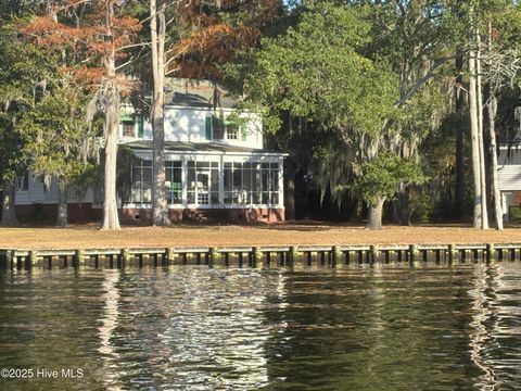 Homes For Sale - 314 Sunnyside Drive<br/> Beaufort County, Washington, NC 27889
