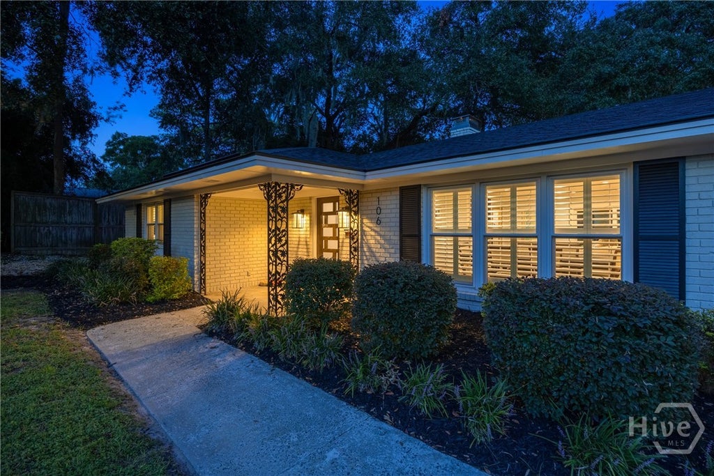 Photo of 106 Marshview Road, Savannah, GA 31410 (MLS # SA364977)