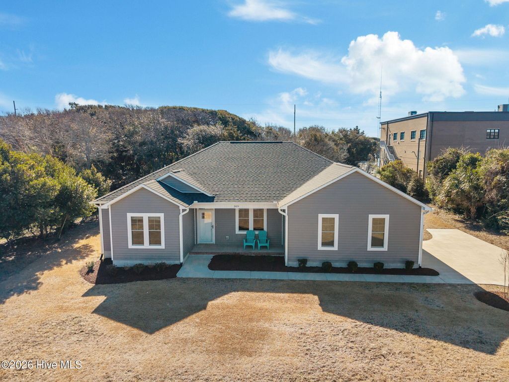 Photo of 309 Pine Knoll Circle, Pine Knoll Shores, NC 28512 (MLS # 100558088)