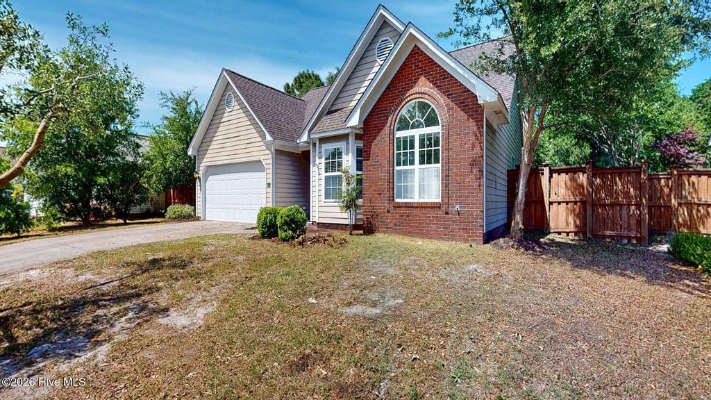 Photo of 3709 Providence Court, Wilmington, NC (MLS # 100572994)