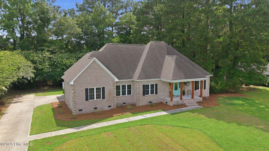 Photo of 105 Circle Street, Washington, NC 27889 (MLS # 100583323)
