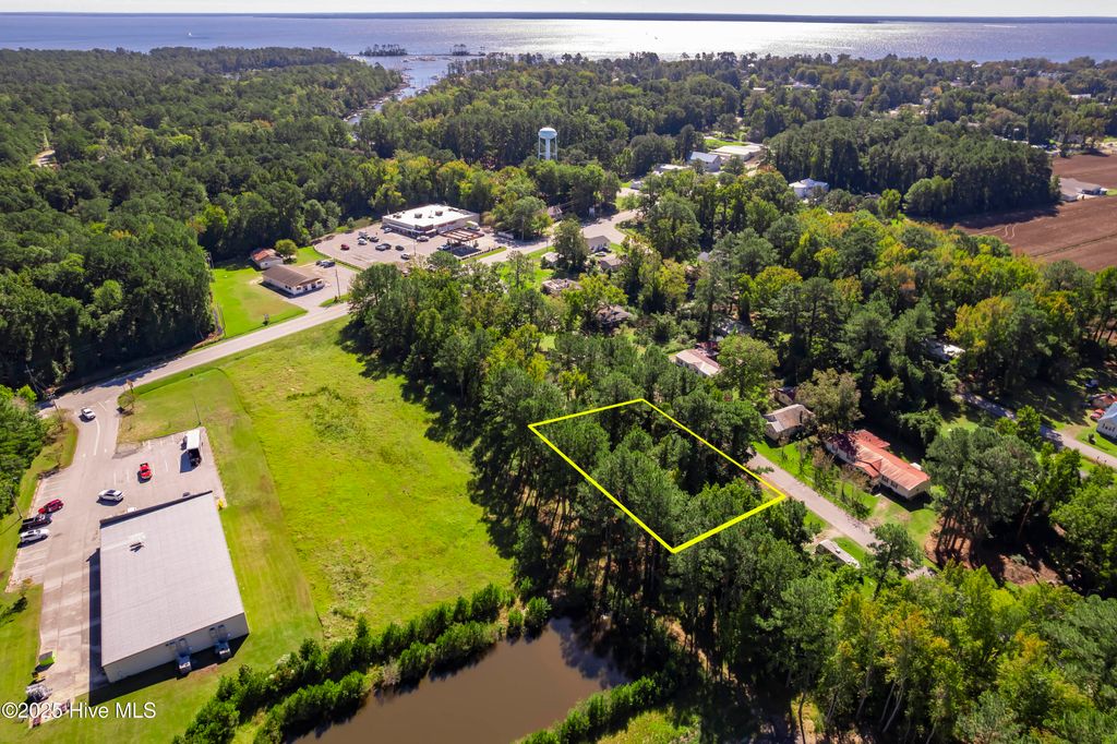 Photo of 704 George Street, Oriental, NC 28571 (MLS # 100536856)