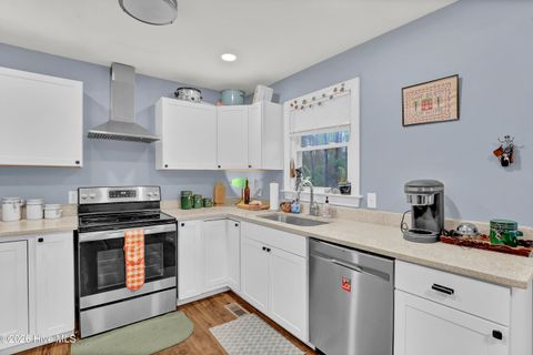 Tiny photo for 1010 New Road, Burgaw, NC 28425 (MLS # 100560145)