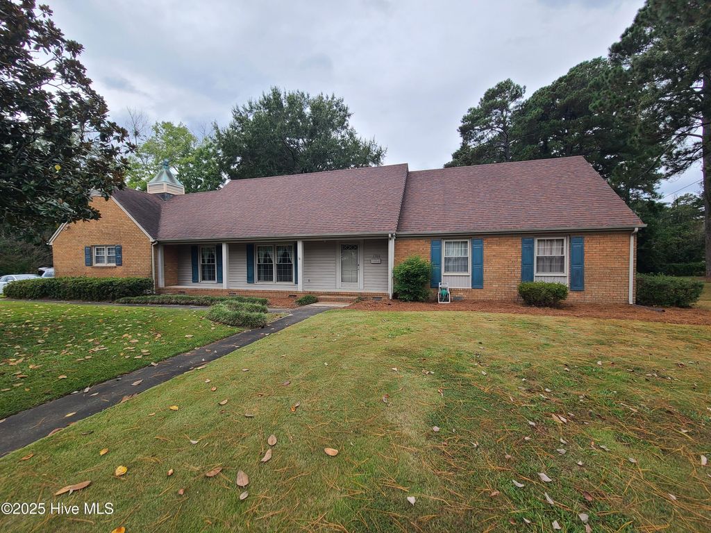 Photo of 1700 Dubose Drive, Kinston, NC 28504 (MLS # 100534669)