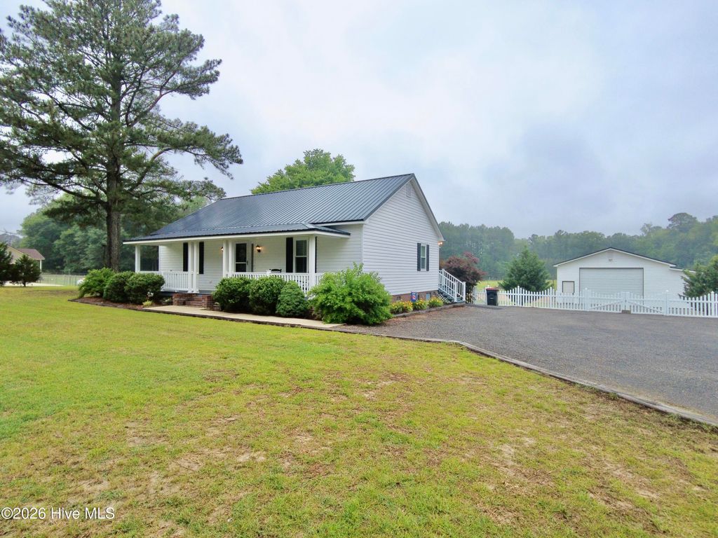 Photo of 1337 N Nc 137, Eure, NC 27935 (MLS # 100576170)