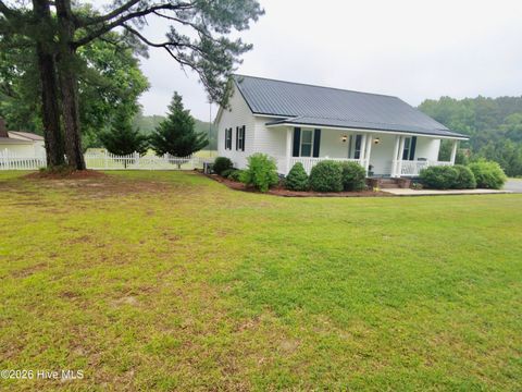 Photo of 1329 NC-137, Eure, NC 27935 (MLS # 100576170)