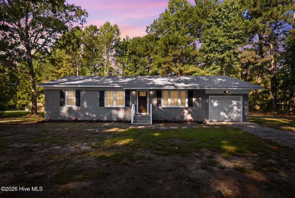 Photo of 110 Boulder Lane, Jacksonville, NC 28540 (MLS # 100601072)