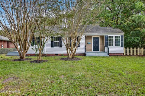 Homes For Sale - 122 E Bayshore Boulevard<br/> Onslow County, Jacksonville, NC 28540