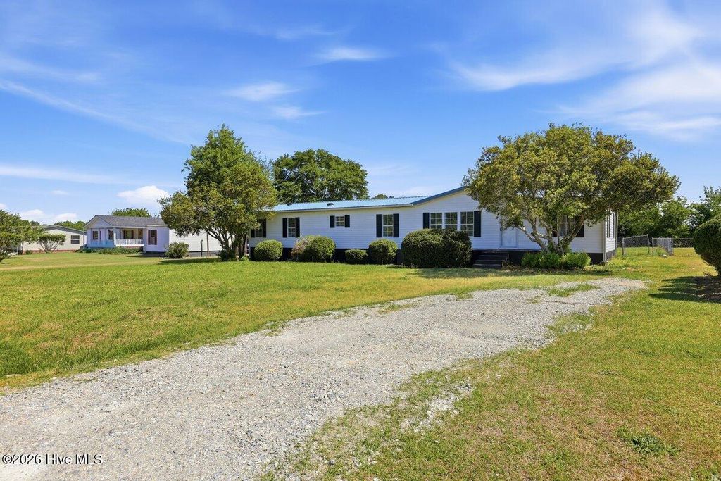 Photo of 114 Duck Ridge Drive, Pikeville, NC 27863 (MLS # 100576975)