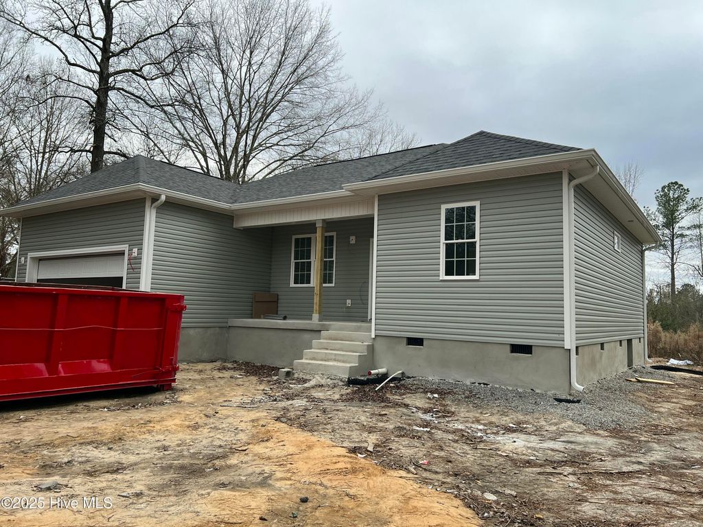 Photo of 405 James Street, Vass, NC 28394 (MLS # 100546710)