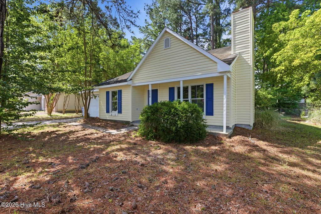 Photo of 200 E Cameron Court, Jacksonville, NC 28546 (MLS # 100572637)